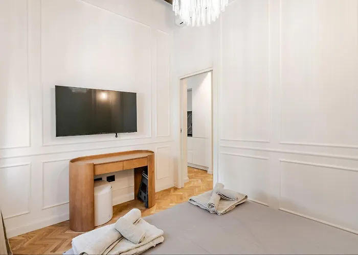 Elegant City Apartment - Milano Centro